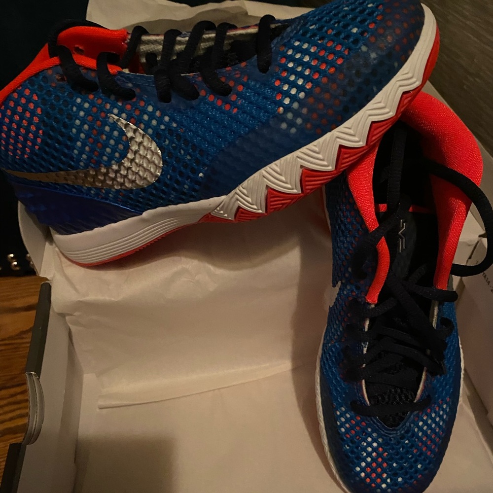 Kyrie 1 Independence Day